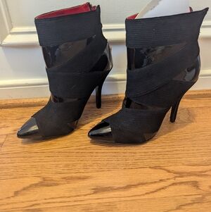 Charles Jourdan Cecil Patent Leather Suede Bootie Boots New Women's 9.5 Black